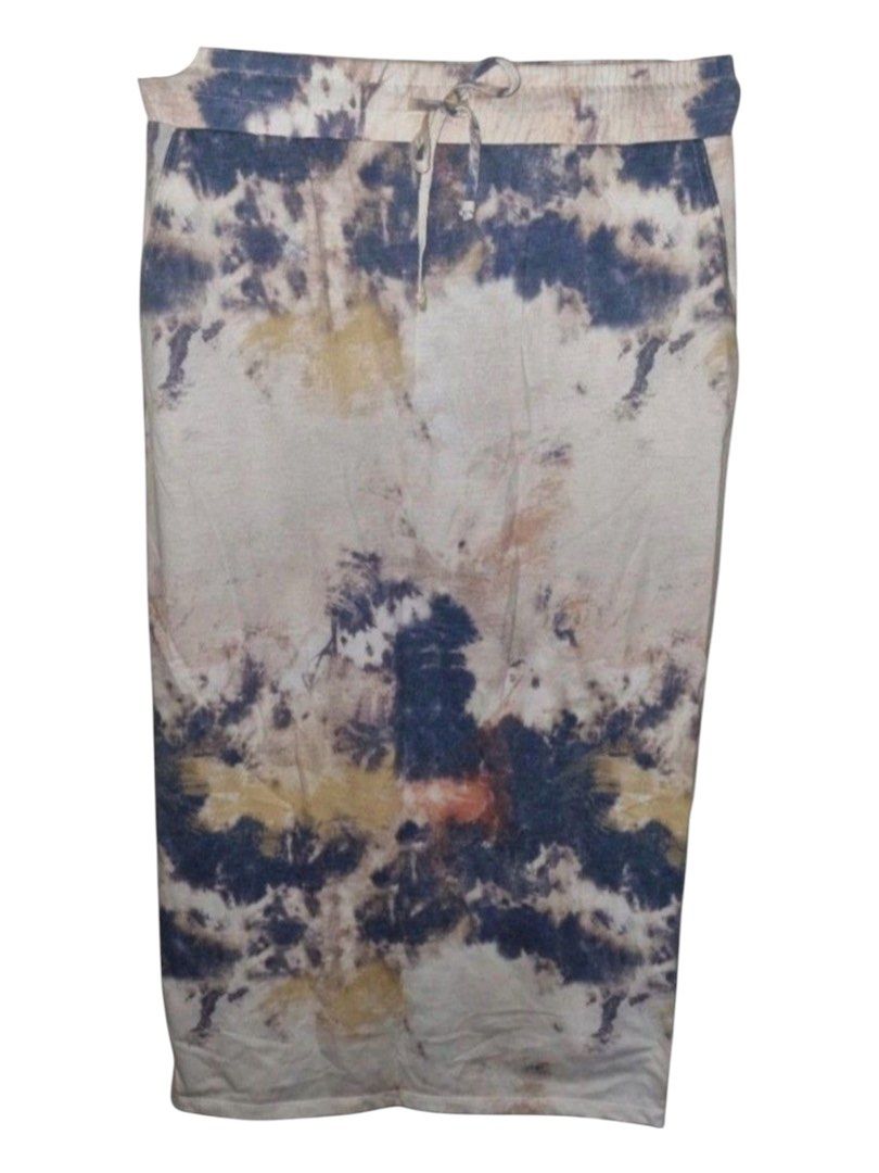 Zara Tie-Dye Midi Skirt Size M (Category: Skirts) located in Quezon City. Submitted by kcobs (Listing ID 1466675400, Image 1). Description: - Brand: Zara - Size: USA M / Mex 28 - Design: Multi-color tie-dye (shades of blue, cream, and mustard yellow) - Fit: Slip-on style with an elastic waistband and adjustable drawstring tie - used once only then stored - Condition/Vibe: Comfortable and perfect for casual everyday wear.
