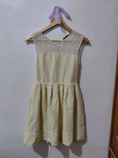 (Category: ) located in . Submitted by wornwardrobe (Listing ID 1466614339, Image 1). Description: .