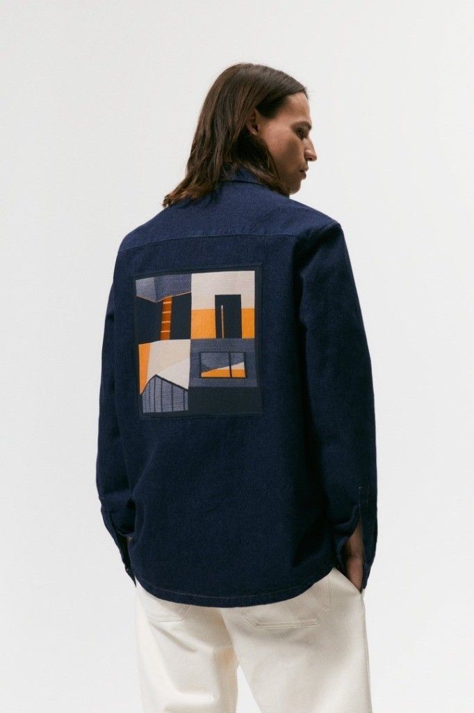 Zara x Erin Wilson Artwork Patch Denim Shirt Jacket (Category: Coats, Jackets and Outerwear) located in Pasig City. Submitted by hustlexcurate (Listing ID 1466590010, Image 1). Description: Zara x Erin Wilson Artwork Patch Denim Shirt Jacket Size MEDIUM on tag fits LARGE Dimensions: 23X29.