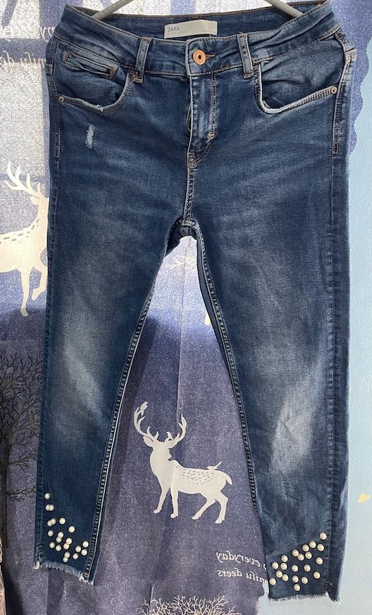 ZARAH WOMENS JEANS (USA BOUGHT) (Category: Jeans) located in Las Pinas. Submitted by elnictomasco (Listing ID 1466596885, Image 2). Description: ZARAH WOMENS JEANS Pick up or Shipping: LBC | J&T | Lalamove 📍Las Pinas City, Metro Manila.