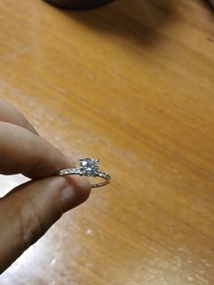 (Category: ) located in . Submitted by sunshinelovesshopping (Listing ID 1466617787, Image 1). Description: .