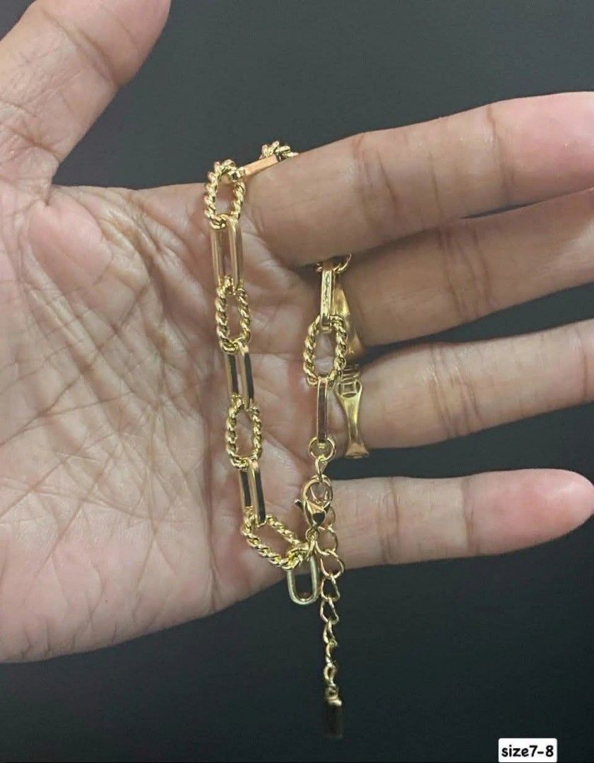 14K Vermiel Gold Adjustable Bracelet (Category: Bracelets) located in Caloocan City. Submitted by cheskhaionlinestore2.0 (Listing ID 1466790987, Image 1). Description: Ganda nyan para Kang naka real 18K Saudi Gold 😍 New Collection 🥰 14k GOLD VERMEIL Bracelet Adjustable ₱800 only 📌 ONHAND ✨ What is Vermeil Gold? 14K Vermiel Gold Gold vermeil (pronounced ver-may) is a high-quality type of gold-plated jewelry defined by a sterling silver base met