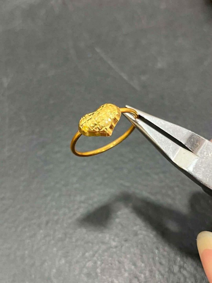 18K Saudi Gold Diacut Heart Ring (Category: Rings) located in Caloocan City. Submitted by cheskhaionlinestore2.0 (Listing ID 1466790112, Image 3). Description: 18K Pure Saudi Gold Diacut Heart Ring Size 6,7,8 ₱4650 only 📌 🍒 Pawnable/ Nasasangla💯 🍒 Brandnew 💯 🍒 Ship via JNT/ LBC 🍒 Lalamove for same day delivery 🍒 We accept COD COP with downpayment to avoid cancellation of orders ⚡ How to Order? Please feel free to message us directly 🙏🏻 