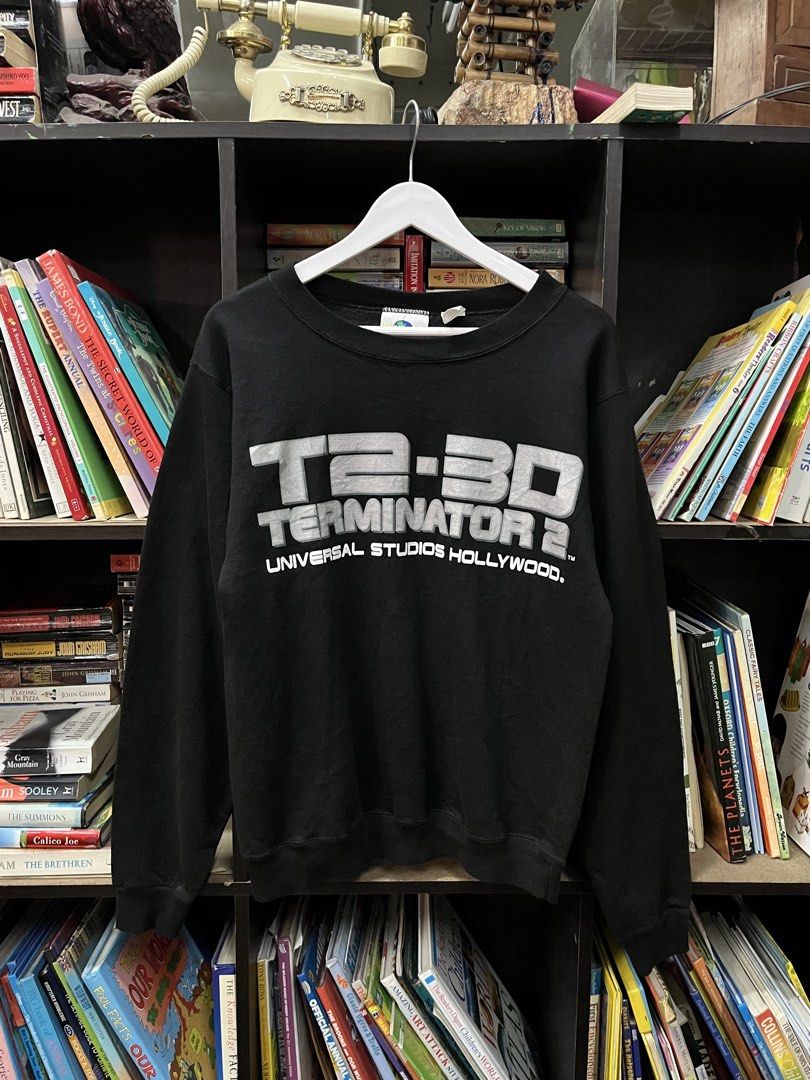 1990s Universal Studios T-2 3D “Terminator 2: Battle Across Time” Sweatshirt Black (Category: Coats, Jackets and Outerwear) located in Baguio. Submitted by feelathome (Listing ID 1466777839, Image 1). Description: 1990s Universal Studios T-2 3D “Terminator 2: Battle Across Time” Sweatshirt Black Tag size: Small Width: 20 Length: 25 In excellent condition 1,975php Free nationwide shipping. Read the description and check all photos carefully before