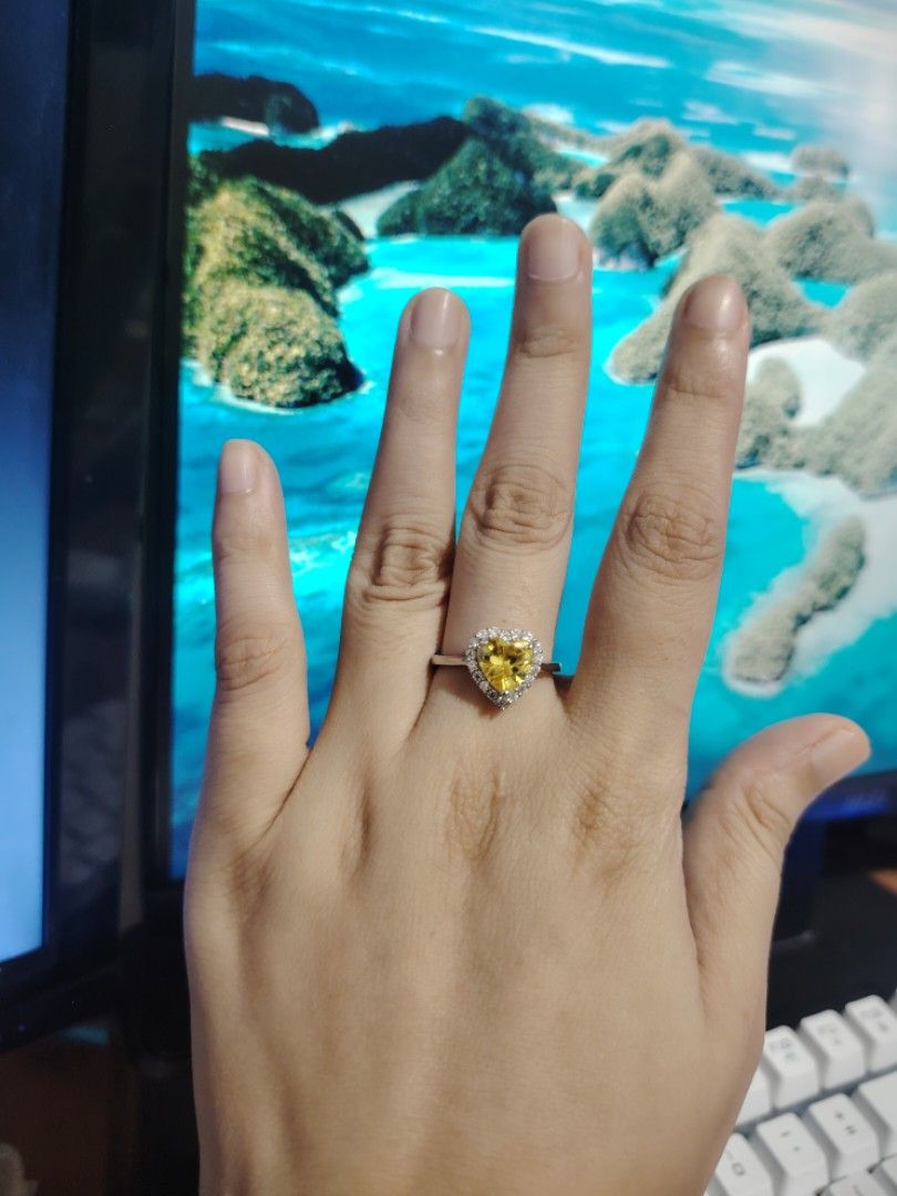 1 Carat Heart-shaped Citrine Ring (Category: Rings) located in Caloocan City. Submitted by cherishedfinds (Listing ID 1466887708, Image 2). Description: - Citrine stone 1ct - Titanium Steel ring - Spend 500, get a freebie 🎁 You may add items from my other listings 💯.
