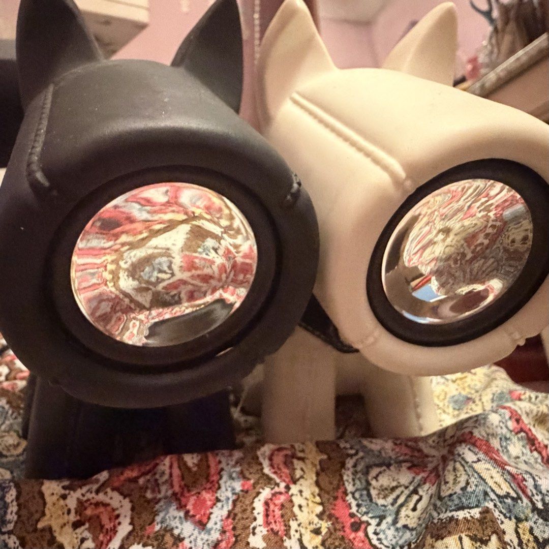 2010s S. Dog Speakers (Category: Soundbars, Speakers & Amplifiers) located in Manila. Submitted by bhiebhieblu (Listing ID 1466947518, Image 2). Description: .