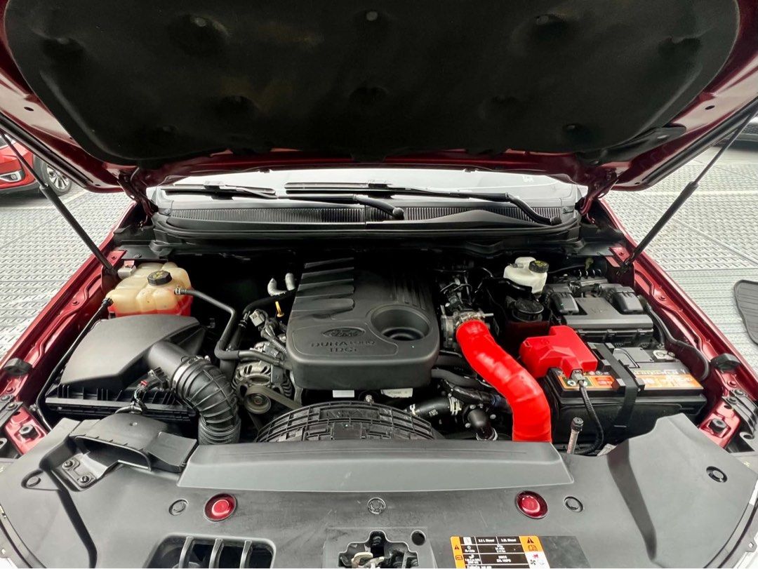 2018 Ford Everest Titanium AWD 3.2 Auto (Category: Used Cars) located in Makati City. Submitted by carlbonnevie17 (Listing ID 1466924983, Image 3). Description: 2018 Ford Everest Titanium AWD 3.2 Diesel Automatic Top of the Line! Price - 858,000 Php only! ✅Cash is Accepted! ✅Trade in is Accepted! All In Financing Estimate 30%DP - 203,000 Php 2yrs - Php 40,000 3yrs - Php 29,000 4yrs - Php 24,000 Chattel and Insurance Included 📍 GROUND FLOOR — VAL