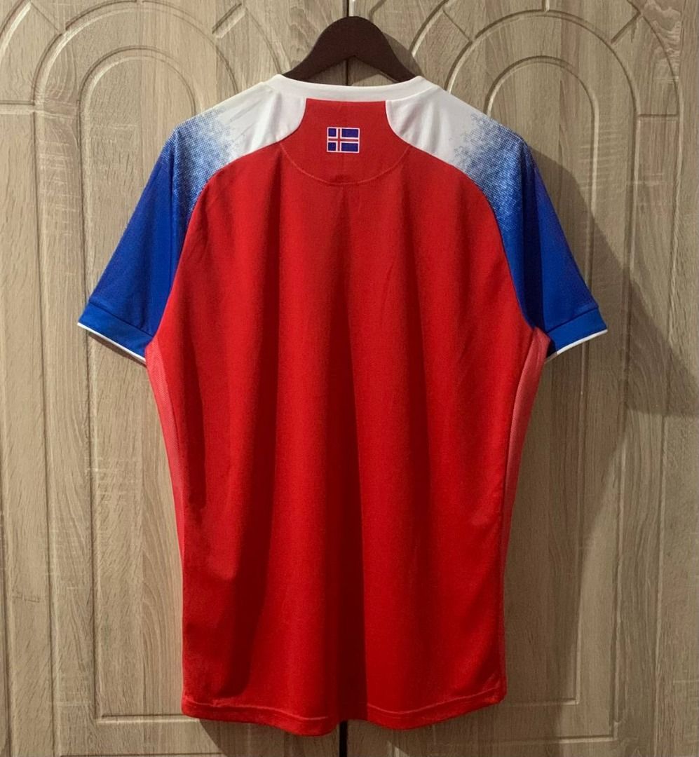 2018 ICELAND GOALKEEPER WORLD CUP JERSEY (Category: Activewear) located in Rodriguez. Submitted by horti._ (Listing ID 1466887622, Image 2). Description: 2018 ICELAND GOALKEEPER WORLD CUP JERSEY BRAND: ERREA SIZE: XLARGE DIMENSION: 22W/31L CONDITION: IN GOOD **HAIRLINE CRACK ON ICELAND FLAG** 🔥 MINE: 1200+SF (NON-NEGOTIABLE)‼️ ❌ NO COP/COD ON ITEM ❌ 📍LOCATION: MONTALBAN, RIZAL 📍PRIMARY COURIER: J&T 📍MOP: GOTYME BANK 📍LEGIT SELLER SINCE 2015 
