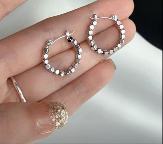 (Category: ) located in . Submitted by sincereselling (Listing ID 1466820742, Image 1). Description: .