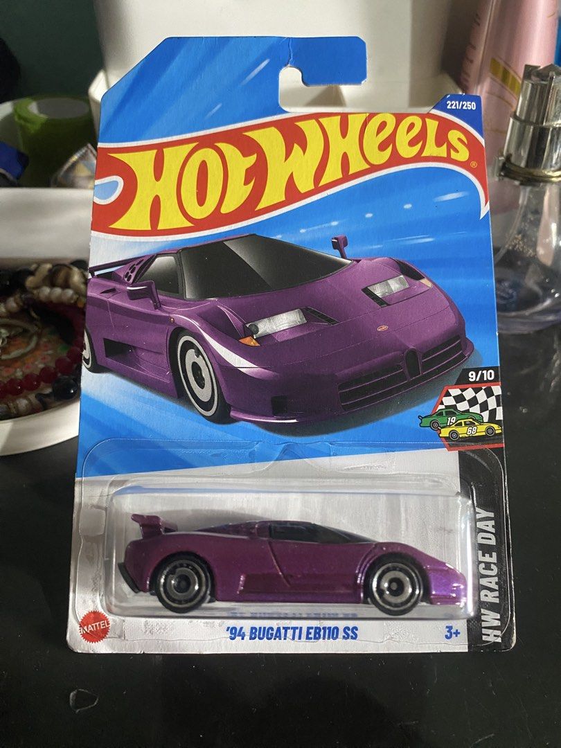 '94 Bugatti EB110 SS Hot Wheels (Category: Vehicle & Diecast Models) located in Baguio. Submitted by swishbaker (Listing ID 1466833684, Image 1). Description: Feel free to message me for any inquiries.