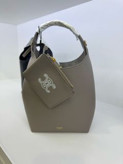 （分類：）位於 。 由 romeluxurystation 提交（商品編號 1466858036，圖片 1）。簡介： 。