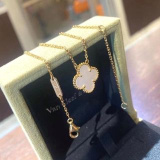 （分類：）位於 。 由 lourielittel 提交（商品編號 1466852533，圖片 1）。簡介： 。