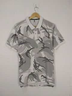 (Category: ) located in . Submitted by fashionfinds1999 (Listing ID 1466777451, Image 1). Description: .
