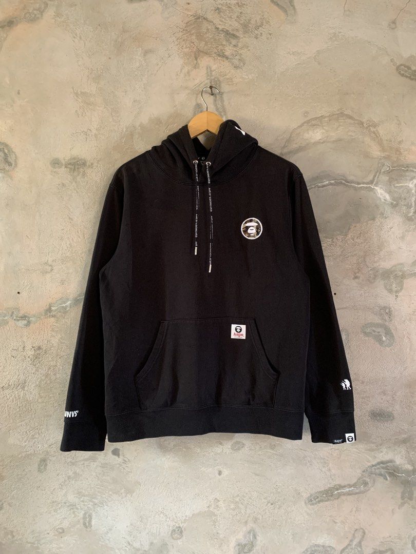 Aape hoodie (Category: Activewear) located in Famy. Submitted by stuffxsogood. (Listing ID 1466858934, Image 1). Description: Aape A Bathing Ape hoodie Large 22x27 Good as new.