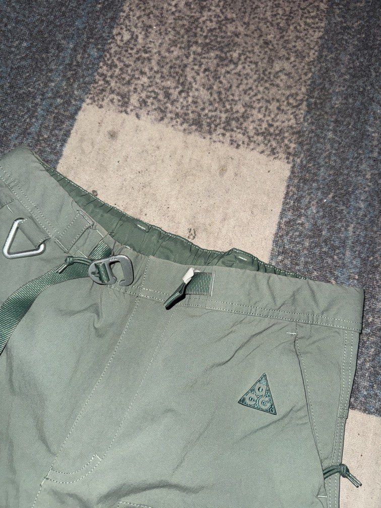 ACG SMITH SUMMIT CARGO PANTS (Category: Other Audio Equipment) located in Angeles City. Submitted by migs_font29 (Listing ID 1466837421, Image 2). Description: .