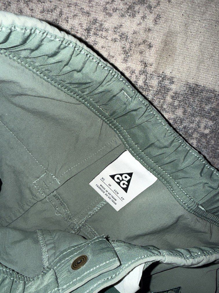 ACG SMITH SUMMIT CARGO PANTS (Category: Other Audio Equipment) located in Angeles City. Submitted by migs_font29 (Listing ID 1466837421, Image 3). Description: .