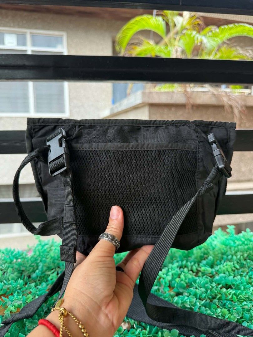 Acne Studios (Category: Sling Bags) located in Dumaguete. Submitted by camillaolshoppe2 (Listing ID 1466919871, Image 3). Description: Acne studios almost new pa Ganda.