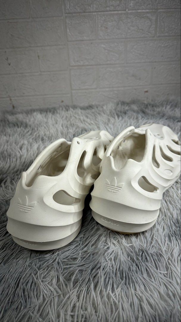 Adid*a adiFoMq sneakers (Category: Sneakers) located in Manila. Submitted by paulovenegaskalakal2020 (Listing ID 1466889424, Image 3). Description: For sale! Kalakal Adid*s adiFOM Q sneakers MENS 10 1/2 WOMENS 12 No box Minimal dirt Sign of usage Good as new Clean- Ready to use MINE 3,880 +sf.