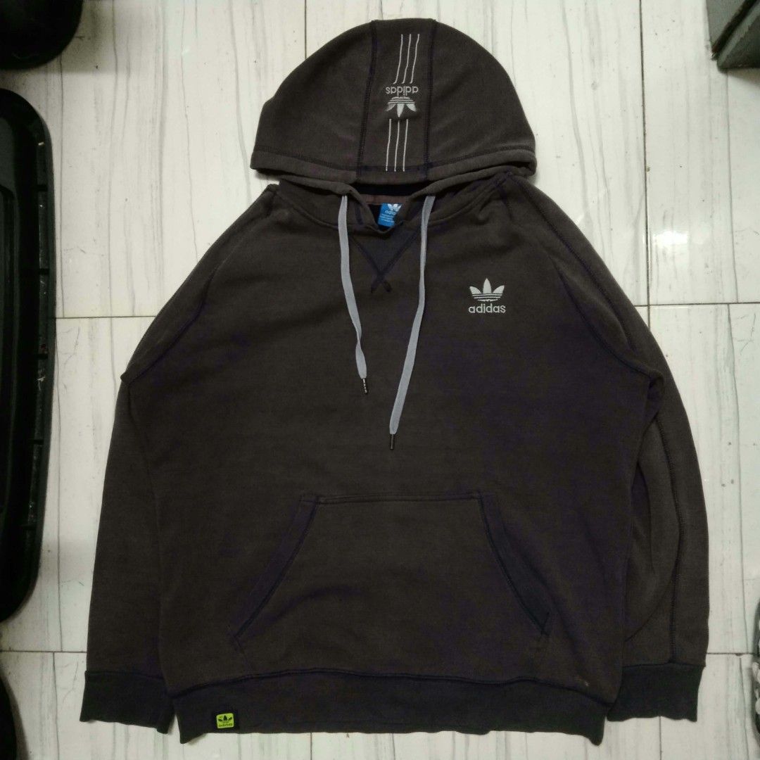 Adidas brown hoodie size large (Category: Hoodies) located in Manila. Submitted by tristan_nash (Listing ID 1466880813, Image 2). Description: Length: 27.5 Width: 24 Location: Quezon city (malapit sa Ernesto Rondon high at sm north) Check my profile for more item.