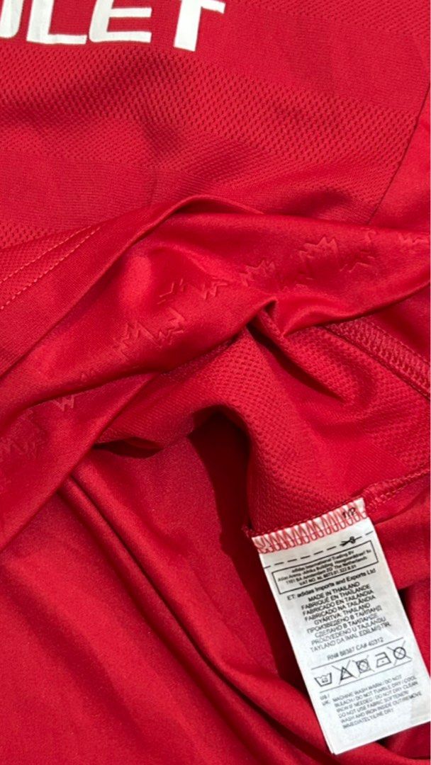 Adidas Chevrolet Y2K Jersey (Category: Tshirts & Polo Shirts ) located in Alicia. Submitted by sammyviloria (Listing ID 1466907247, Image 2). Description: Length- 28 Width- 19.