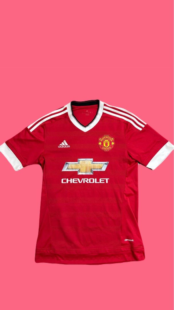 Adidas Chevrolet Y2K Jersey (Category: Tshirts & Polo Shirts ) located in Alicia. Submitted by sammyviloria (Listing ID 1466907247, Image 1). Description: Length- 28 Width- 19.