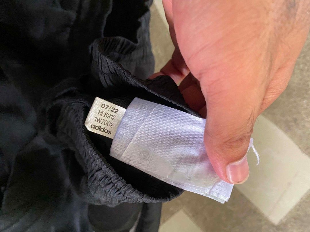 Adidas climaward tapered jogger (Category: Joggers) located in Borongan. Submitted by thrift-real2.0 (Listing ID 1466826484, Image 2). Description: adidas climaward tapered jogger excellent condition waist: 32 to 36 length: 39 color rate:9.5/10 no issue 499 plus sf.