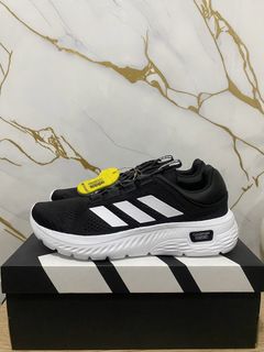 (Category: ) located in . Submitted by hustlethrift_2600 (Listing ID 1466803330, Image 1). Description: .