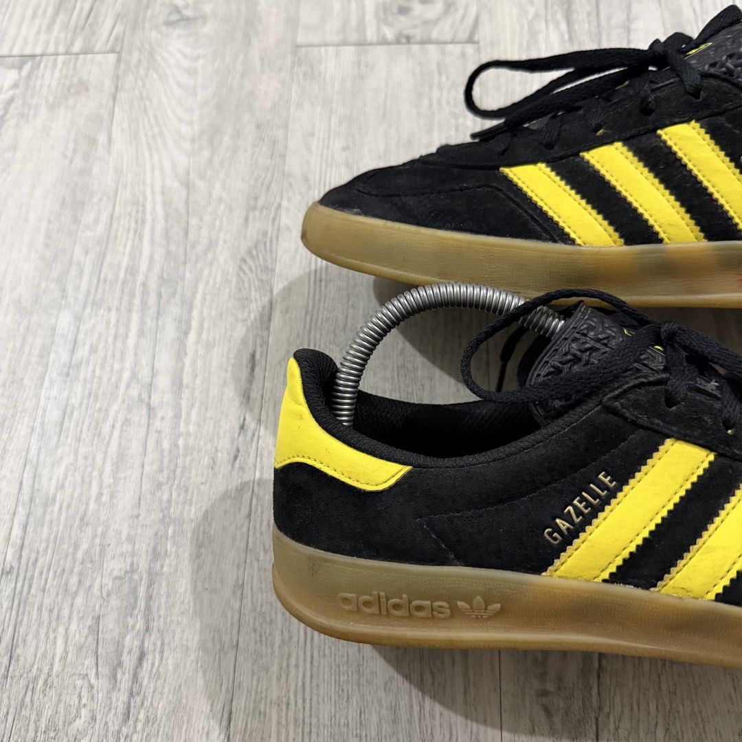 Adidas Gazelle (Category: Sneakers) located in Manila. Submitted by wornagainstudios2 (Listing ID 1466924929, Image 2). Description: fits 7.5.