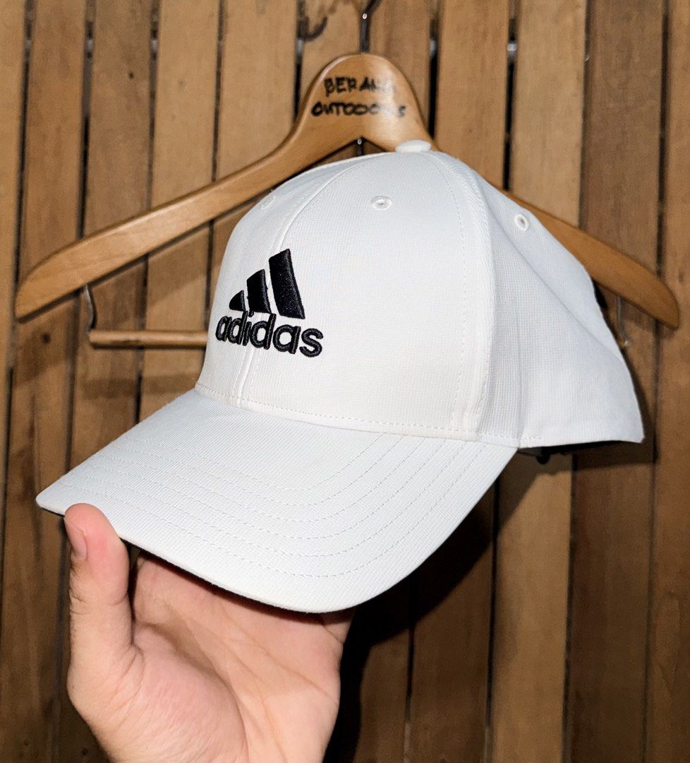 Adidas Performance Golf Cap (Category: Caps & Hats) located in Maramag. Submitted by ghab82885 (Listing ID 1466876670, Image 2). Description: Adidas Performance Golf Cap Excellent condition No issue One Size Fits Most 350 only.