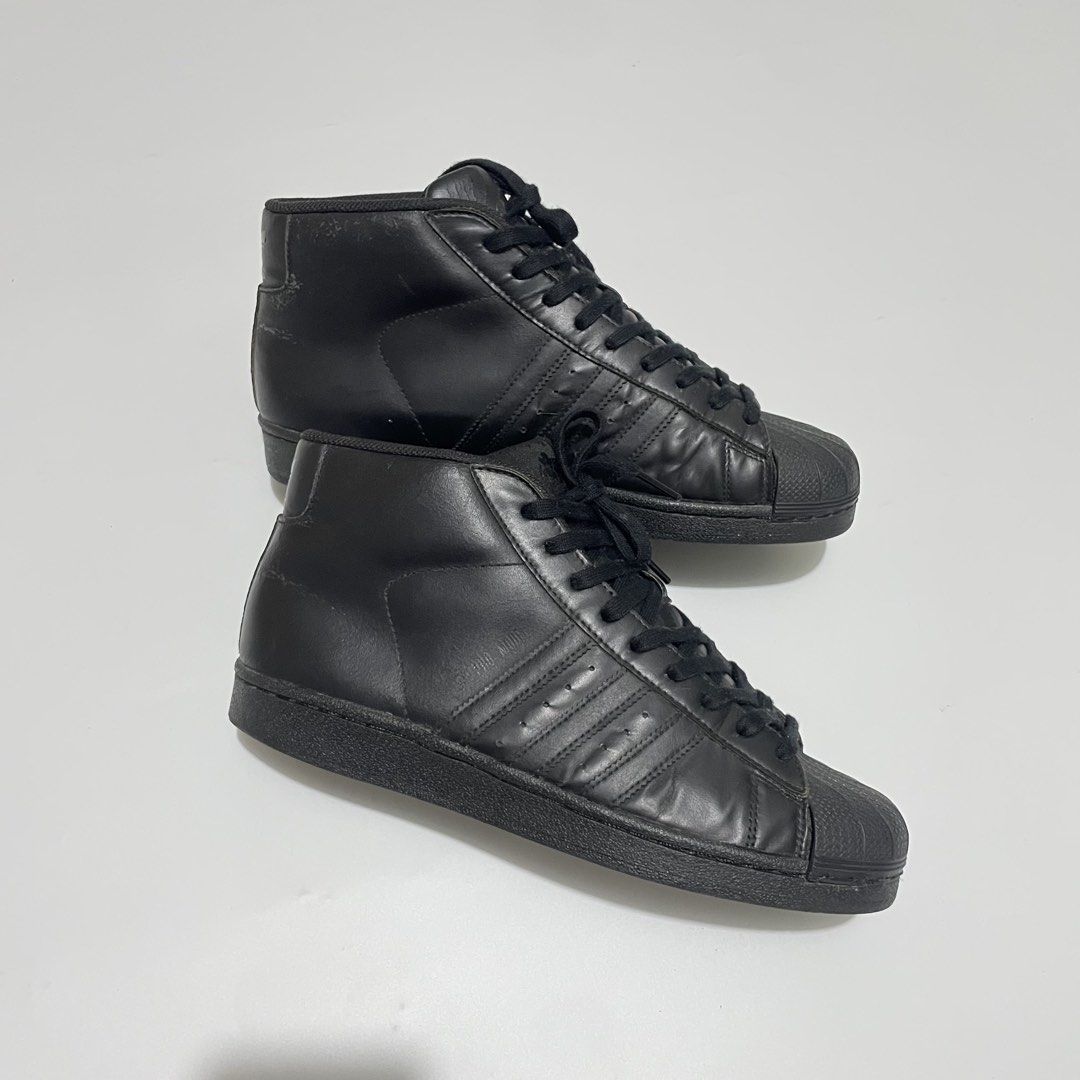 Adidas Superstar Pro Model (Triple Black) • Size 9 (Category: Sneakers) located in Marikina City. Submitted by icecoldstrategy. (Listing ID 1463641001, Image 1). Description: Adidas Superstar Pro Model (Triple Black) • Size 9 / 27 CM • Used / Scratch / Loob nya solid pa • Minimal Heeldrags • Still presentable • Hard to find (even the size) Sobrang swabe nito, IYKYK. Double check the photos for condition. Solid sya sa personal. 😉 Php • 2,500 (tak