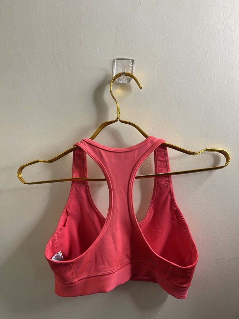 Adidas techfit w/ padslot M fb75 (Category: Activewear) located in Baguio. Submitted by affordaprice_2600baguio (Listing ID 1466809315, Image 2). Description: .