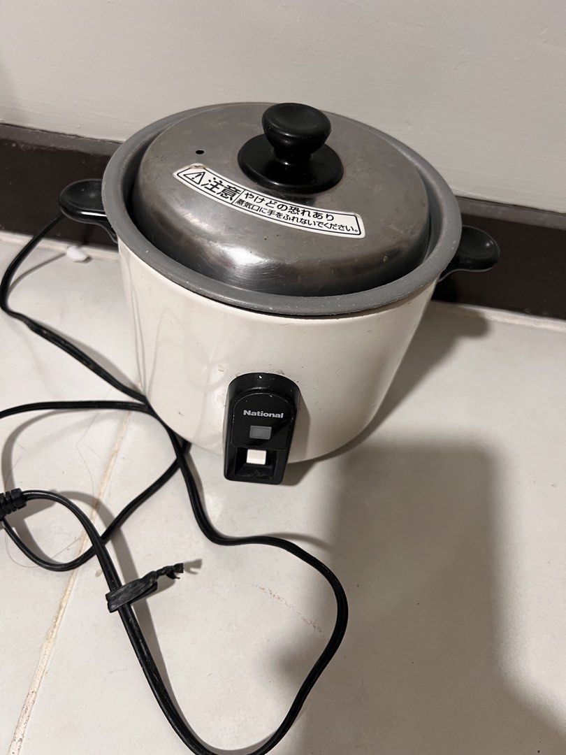 Affordable Mini Rice Cooker 110 volts 😍👌🏻 (Category: Cookers) located in Malolos. Submitted by afford.japan (Listing ID 1466776962, Image 2). Description: Affordable Mini Rice Cooker 110 volts 😍👌🏻.