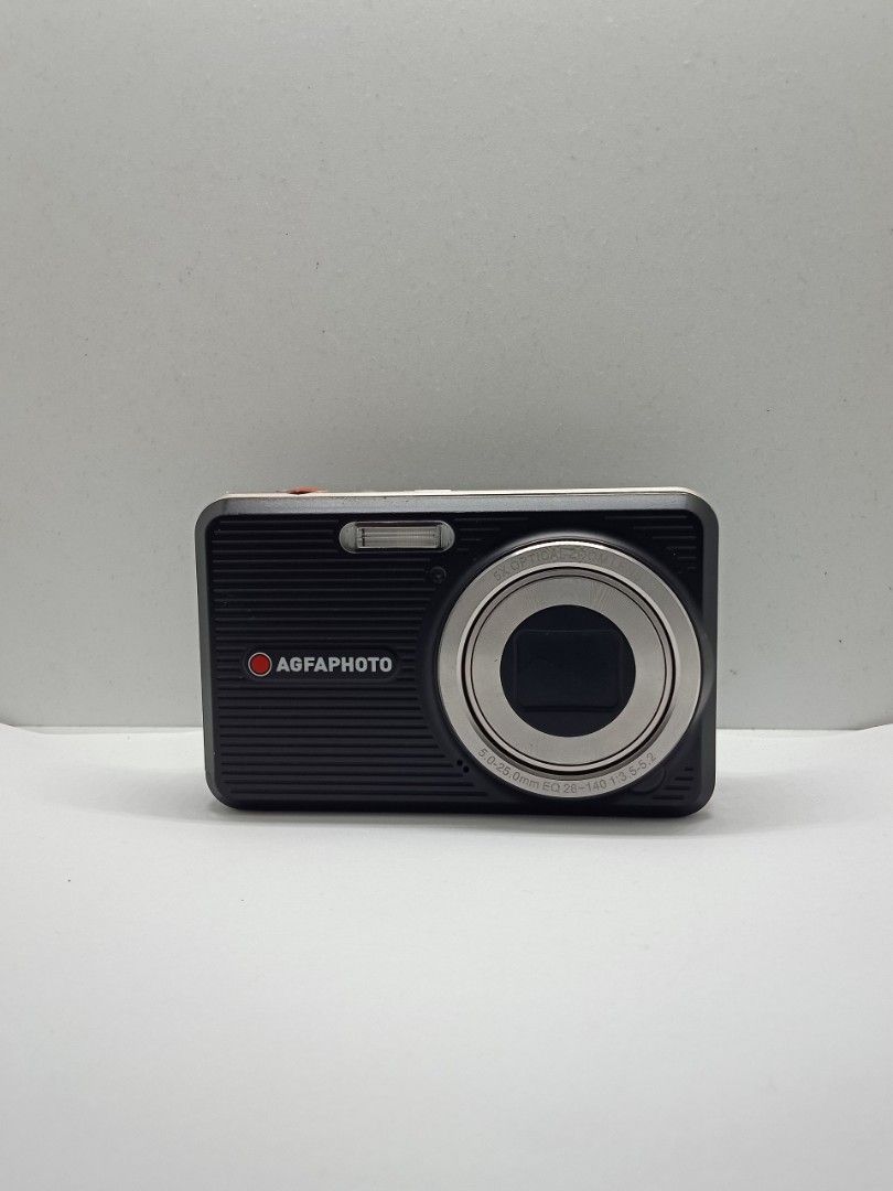 Agfaphoto Optima 145 (Category: Cameras) located in Manila. Submitted by harmoniexd_ (Listing ID 1466809521, Image 1). Description: Agfaphoto Optima 145 | ₱2,999 Details 🎞️ 14mp Flash, zoom and all buttons are working Body condition 9/10 no port cover Issues 🚫 water leaks, dust when zoom in (tolerable) and out. Inclusions 📦 brand new battery pack, sdcard, beaded strap MOP💳: Go tyme, Mari bank, Gcash MOD📦: Jnt, Lalamove, FedEX (international)