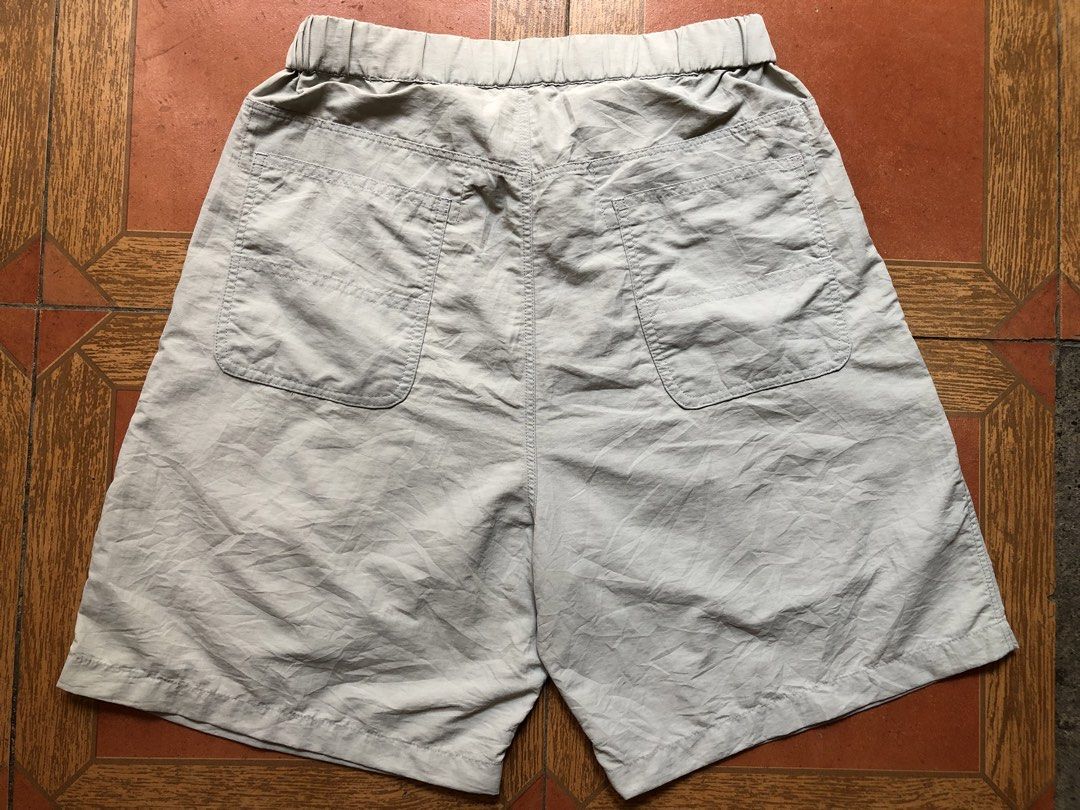 Agility Nylon Shorts (Excellent condition) (Category: Shorts) located in Davao. Submitted by klentlanson (Listing ID 1466821387, Image 2). Description: Excellent condition W-30 to 34 L-20 Add sf.