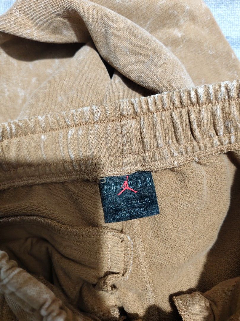 air jordan jogger pants (Category: Joggers) located in Baguio. Submitted by igorotak.111.taraki.com (Listing ID 1466870631, Image 3). Description: FS AIR JORDAN JOGGER PANTS AS NEW NO ISSUES SOLID NITO ❤️ L-38 W-26 STRETCH UP TO 31 CAN FIT 26-31 CAN DO GARTERIZED WAIST WTH ADJUSTBLE TIE H-4.8.
