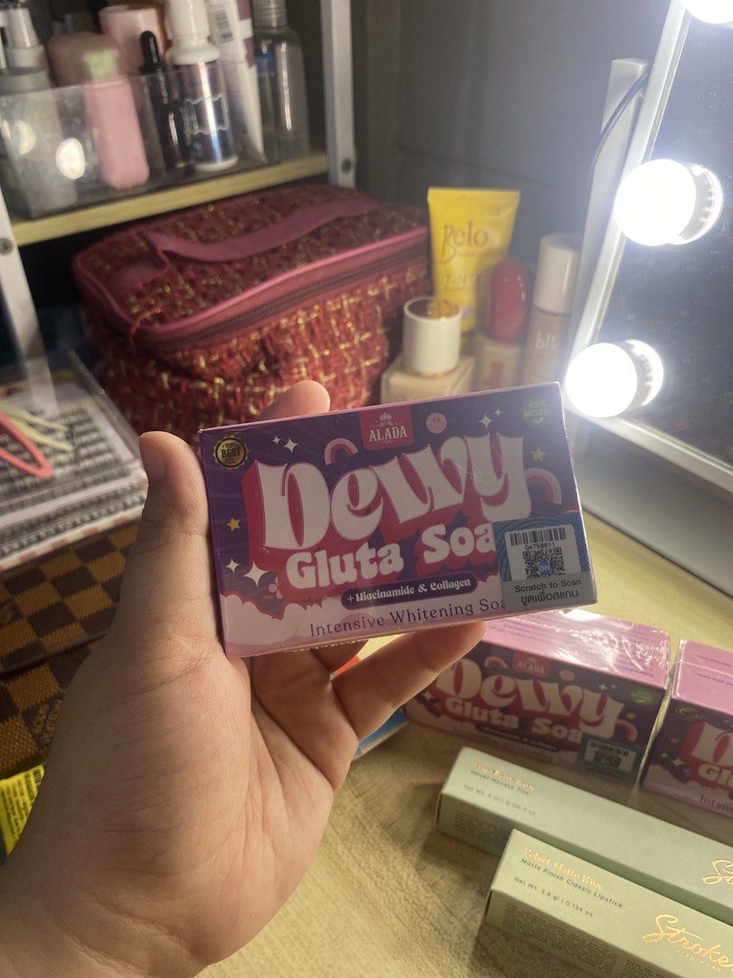 Alada Dewy 70g (Category: Body Care) located in Manila. Submitted by rgnvrdm (Listing ID 1466804373, Image 1). Description: Intensive whitening.