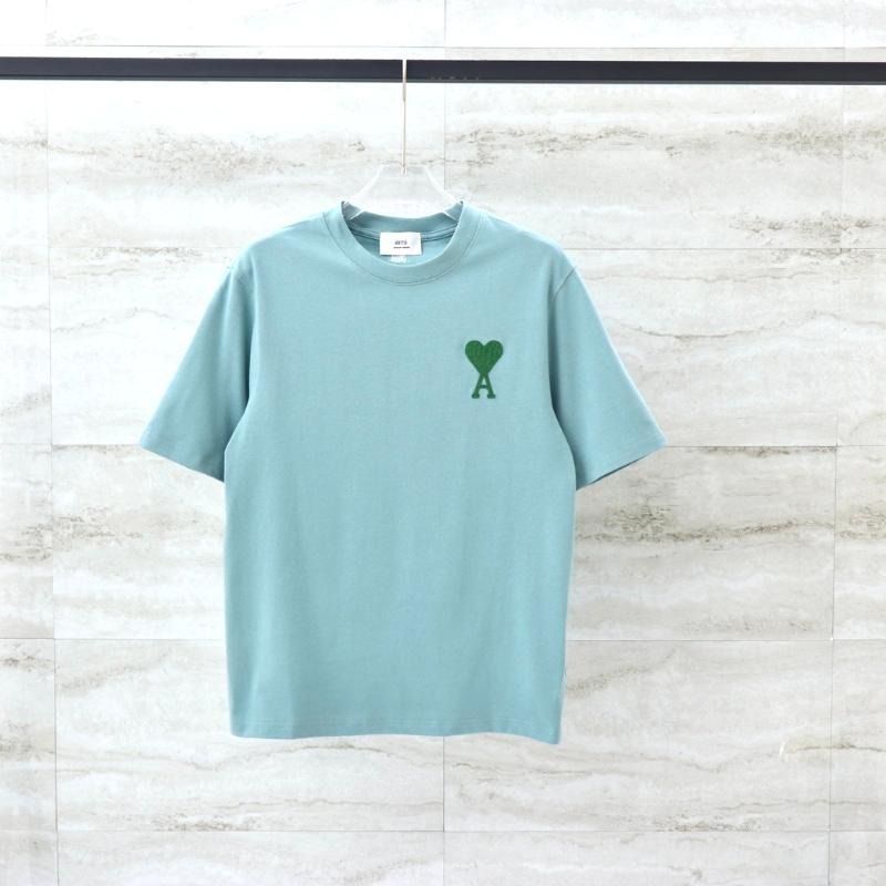 AMI PARIS 棉線刺繡愛心 男女同款寬鬆短袖 （分類：T-shirt、恤衫、有領衫）位於 Hong Kong。 由 preveweaam85543 提交（商品編號 1466845059，圖片 8）。簡介： 📏 尺碼範圍：S至XXL，只做優質靚貨 📸 所有圖片均為實拍，真正做到所見即所得 🤝 購買後支持退換，完全無後顧之憂 🚚 不設面交，所有訂單一律安排快遞寄送，方便又省心。