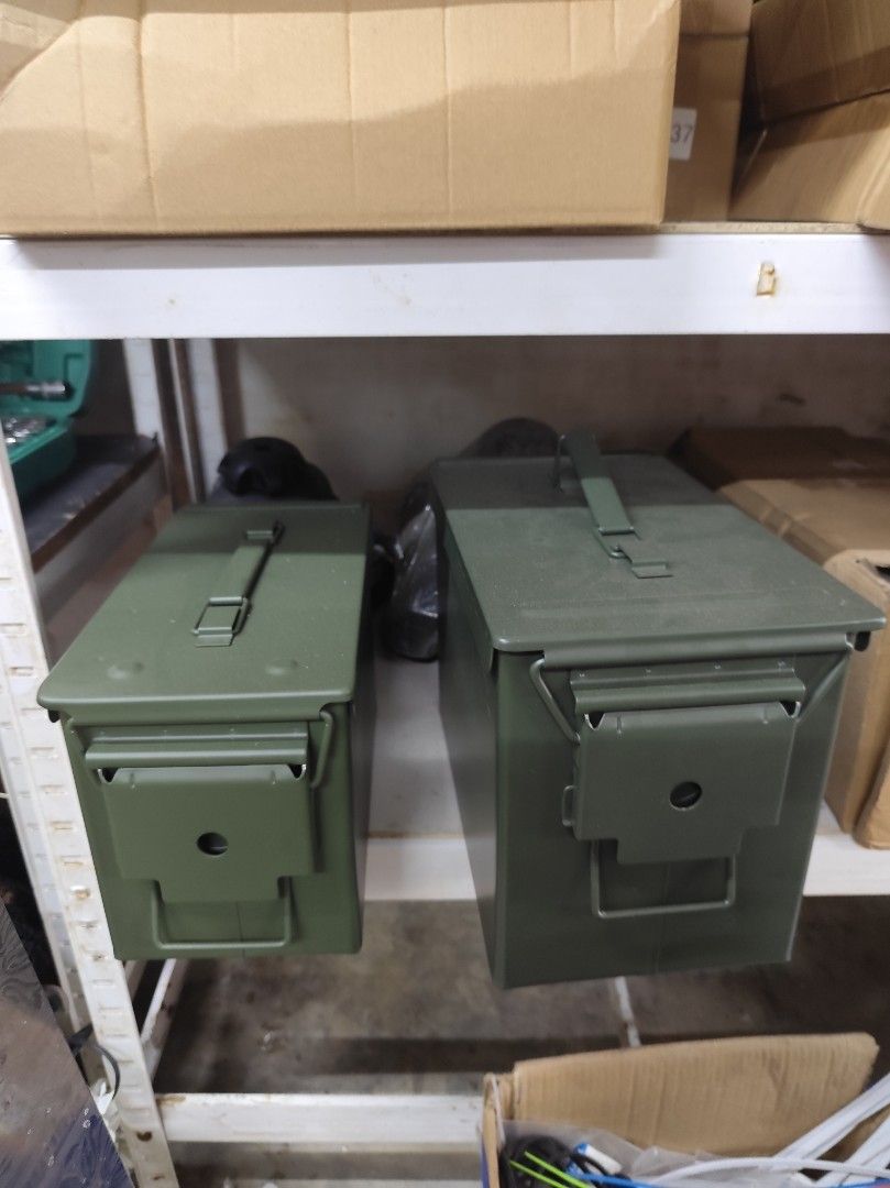 Ammo Box , Full Metal box for Ammo or Tools (Category: Everything Else Others) located in Bulacan. Submitted by makdelacru19738 (Listing ID 1466952813, Image 1). Description: Brandnew Ammo Box , Full Metal box for Ammo or Tools also used for classic Mottorcycle Side Box available Size 50Cal & 70Cal 50Cal - 700 only 70Cal - 850 only.