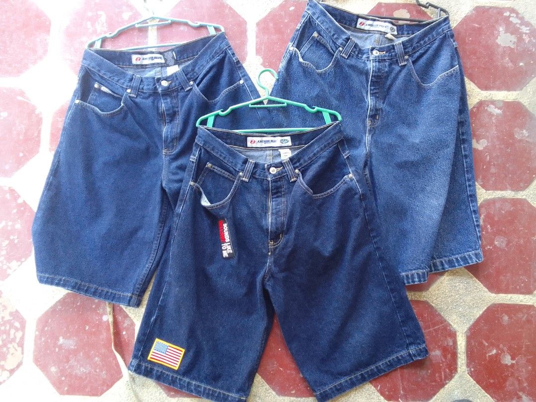 ANCHOR BLUE BAGGY (Category: Shorts) located in Manila. Submitted by max_444 (Listing ID 1466876014, Image 1). Description: ANCHOR BLUE BAGGY JORTS 4 sizes available ------ Waist 34 Length 26 Leghole 12½ ------ Waist 32 Length 24½ Leghole 13 ------- Waist 31 Length 25 Leghole 12½ ----- Waist 34 Length 27 Leg hole 13.