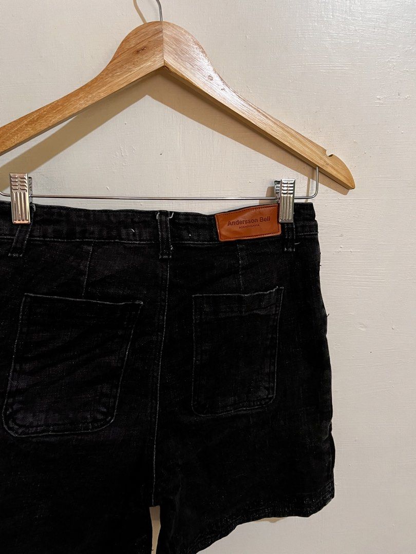 ANDERSSON BELL DENIM SHORT (Category: Shorts) located in Sagay. Submitted by jan_arvene (Listing ID 1466900985, Image 2). Description: 📌 andersson bell denim short 28” waistline 14” length Good condition and color rate No issues Pm.