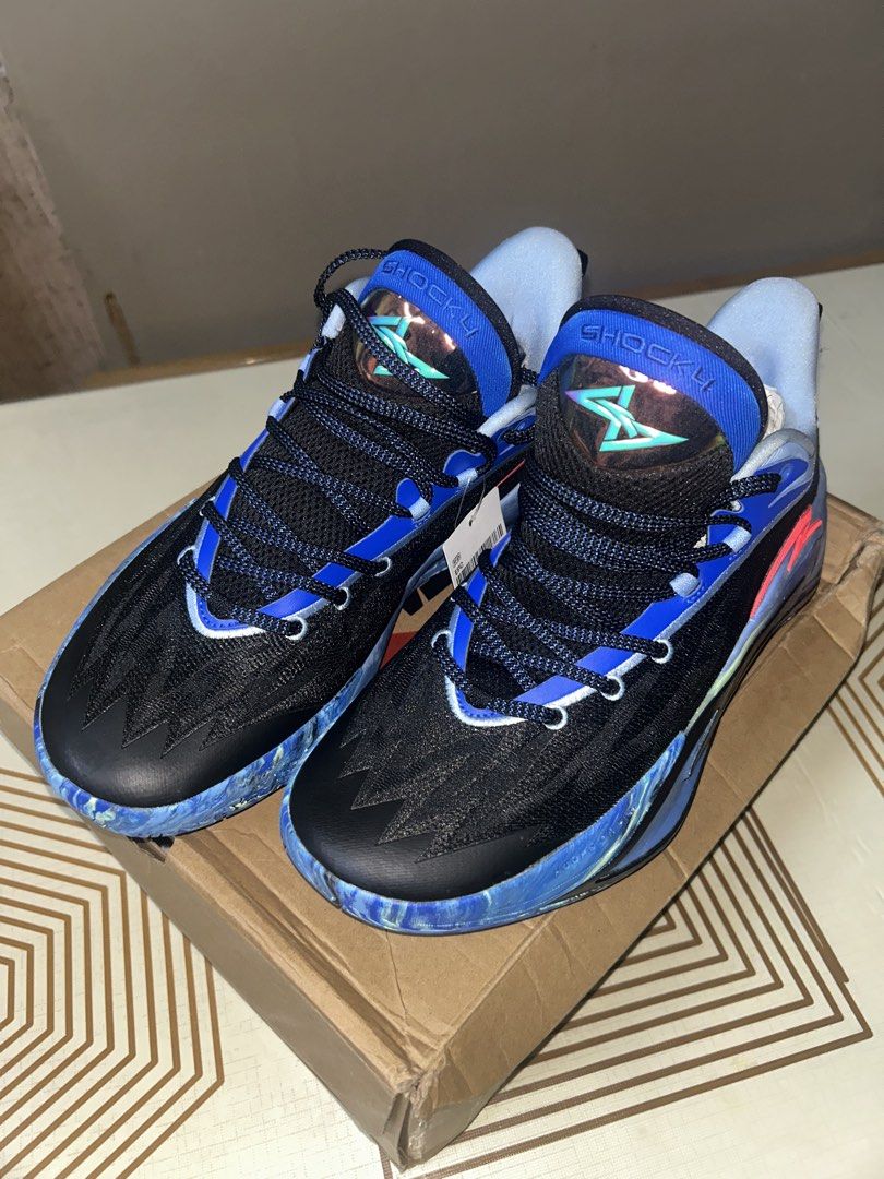 Anta Shockwave 7 Men 10.5 (Category: Sneakers) located in Pasig City. Submitted by merfinizer30 (Listing ID 1466817229, Image 3). Description: Anta Shockwave 7 Men 10.5 With box, this design is not available in-store Meetup: Arcovia Estancia.