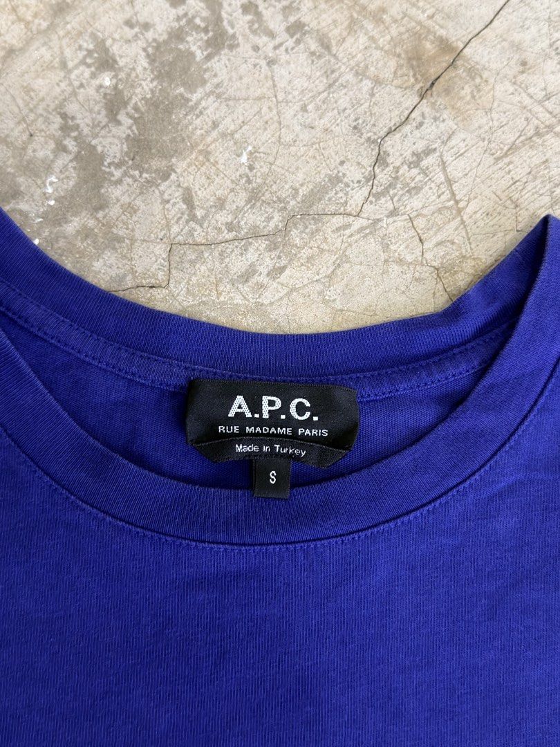 APC tshirt (Category: Tshirts & Polo Shirts ) located in Alfonso. Submitted by jbcamet (Listing ID 1466879628, Image 3). Description: Authentic No issue Still in pristine condition Size Small.