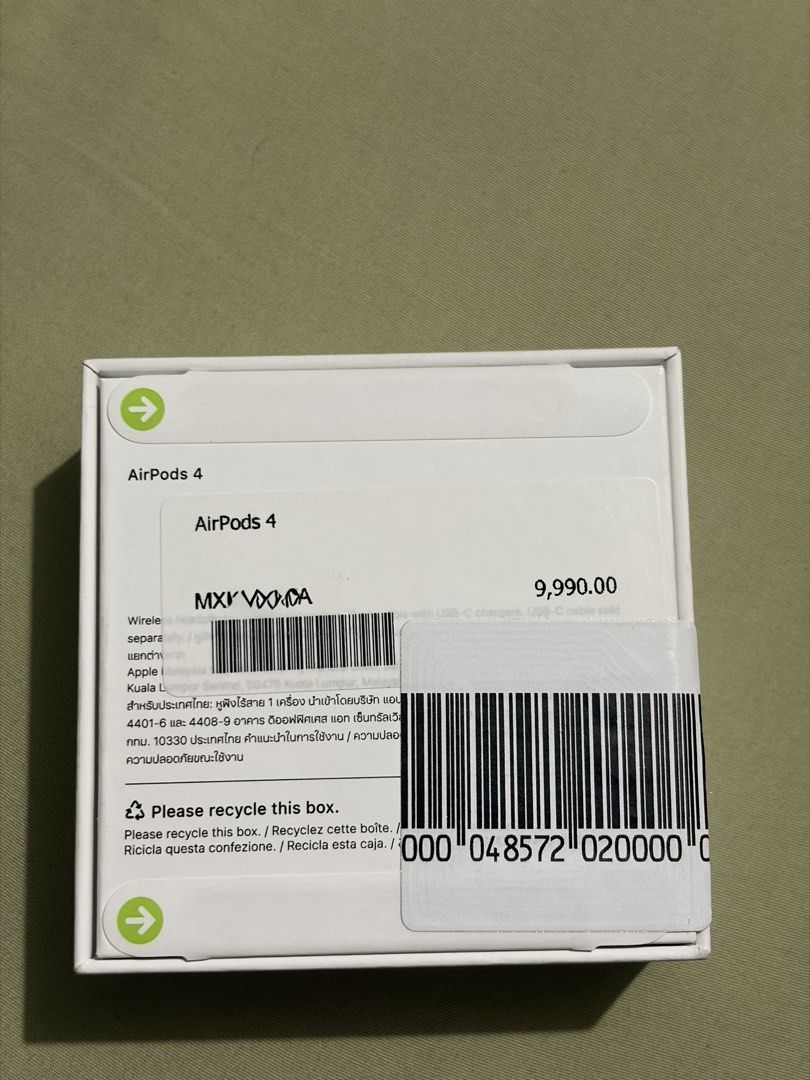 Apple AirPods 4 (Category: Headphones & Headsets) located in Dasmarinas. Submitted by wendell1 (Listing ID 1466848503, Image 1). Description: - Brand: Apple - Model: AirPods 4 (White) - Condition: Brand new, factory-sealed, and unopened - Authenticity: 100% genuine Apple accessory - Details: Retail sticker attached on the back, ready for use.
