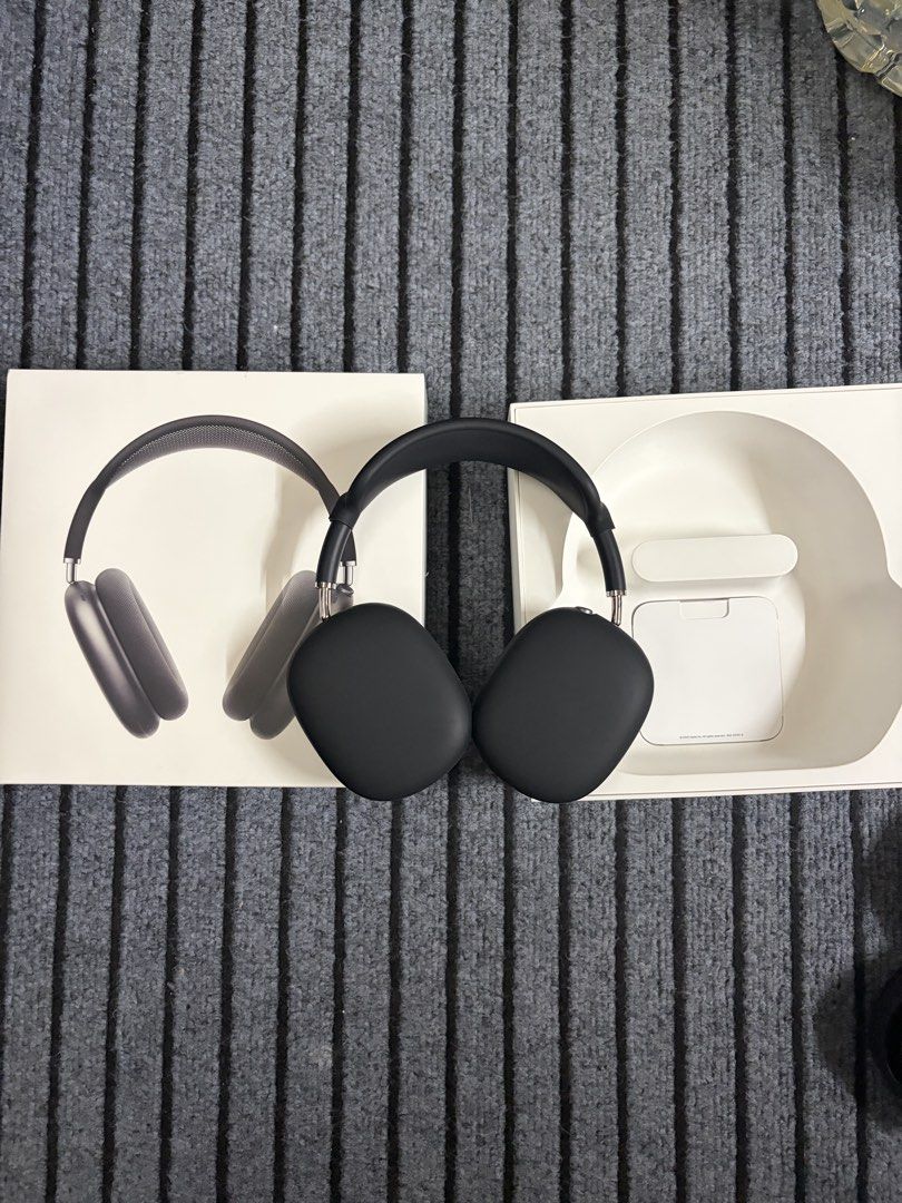 Apple AirPods Max Space Grey with Box (Category: Headphones & Headsets) located in Quezon City. Submitted by alduneace57954 (Listing ID 1466818298, Image 1). Description: - Model: Apple AirPods Max (Space Grey) - Condition: Clean, 100% functional, zero scratches on aluminum cups - Battery: Strong charge capacity, rarely used - Features: Premium active noise cancellation, breathable mesh canopy, memory foam cushions - Inclusions: Original retail b