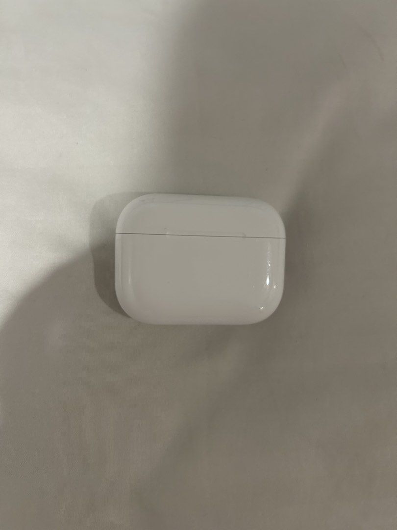 Apple AirPods Pro 3rd Gen (Category: Headphones & Headsets) located in Cebu City. Submitted by tamsherika (Listing ID 1466921161, Image 3). Description: - Authentic Apple AirPods Pro (White) - Active Noise Cancellation (ANC) for immersive sound - Includes charging case with working status light - Comes with original box and silicone tips - Super clean, sanitised, and ready to pair - Perfect for daily commute, work, or school - PM for quick transa