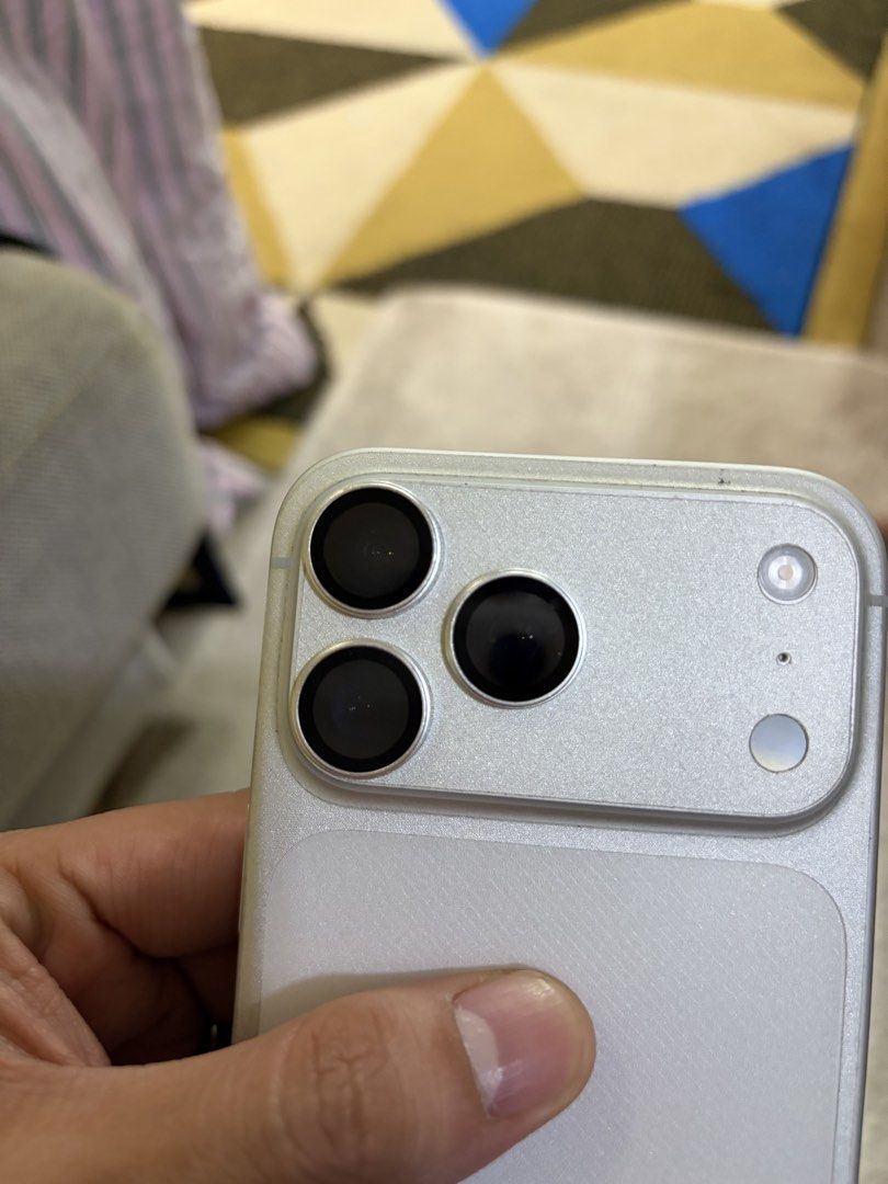 Apple iPhone 17 pro max silver 256gb (Category: iPhone 17 Series) located in Caloocan City. Submitted by allensumag62992 (Listing ID 1466969690, Image 2). Description: - Model: Upgrading soon, clearing out current gear - Color: Sleek silver finish - Camera: Triple camera setup - Port: USB-C charging port - Condition: 100% working condition, zero functional issues, clean buttons - Drop a message if keen to deal!.