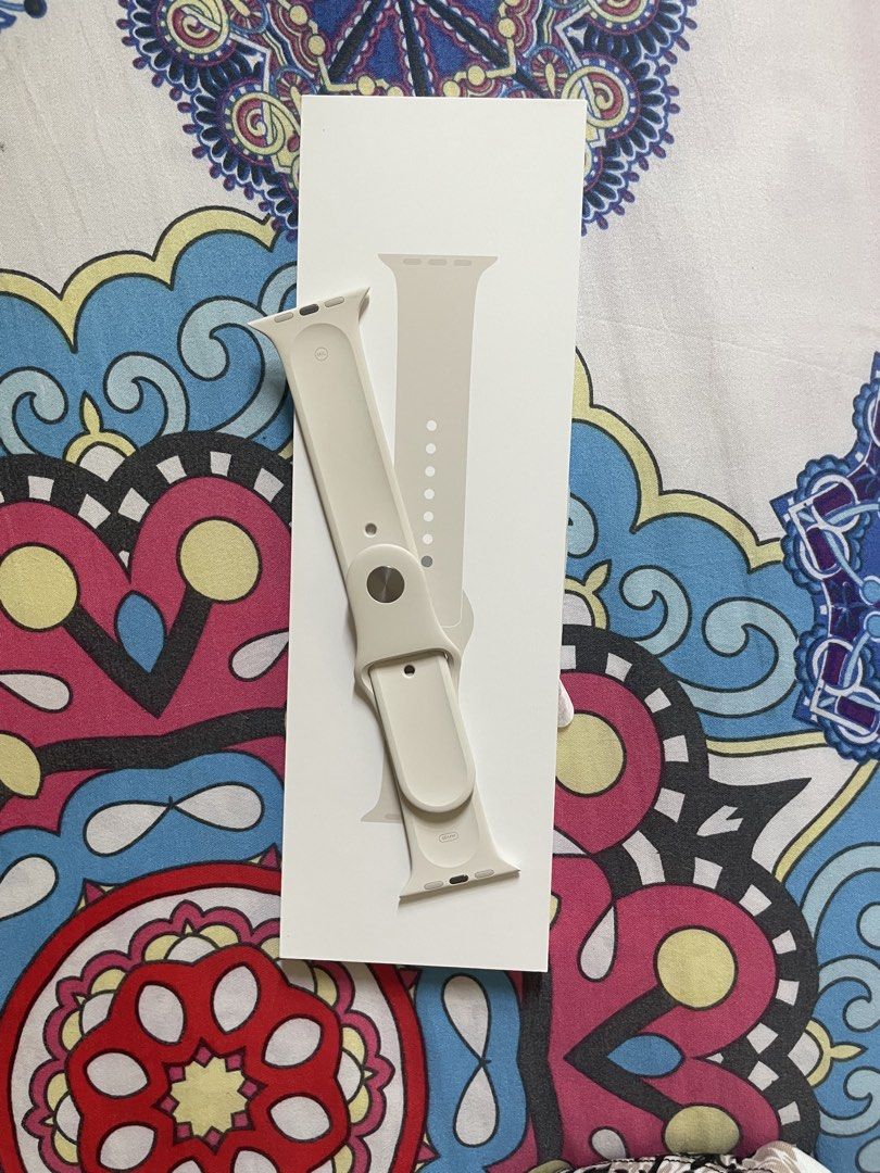 Apple Watch Band Starlight (Category: Wearables & Smart Watches) located in Manila. Submitted by fional123 (Listing ID 1466828460, Image 1). Description: RFS: Does not fit me (gift from the US) - Product: Apple Watch Sport Band - Color: Starlight - Size: 46mm (M/L) - Condition: Like new in box - Material: High-grade fluoroelastomer silicone with secure stainless steel pin closure .