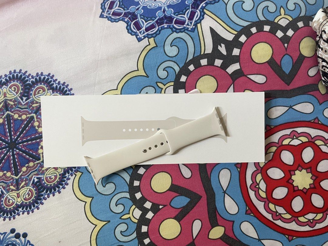 Apple Watch Band Starlight (Category: Wearables & Smart Watches) located in Manila. Submitted by fional123 (Listing ID 1466828460, Image 2). Description: RFS: Does not fit me (gift from the US) - Product: Apple Watch Sport Band - Color: Starlight - Size: 46mm (M/L) - Condition: Like new in box - Material: High-grade fluoroelastomer silicone with secure stainless steel pin closure .