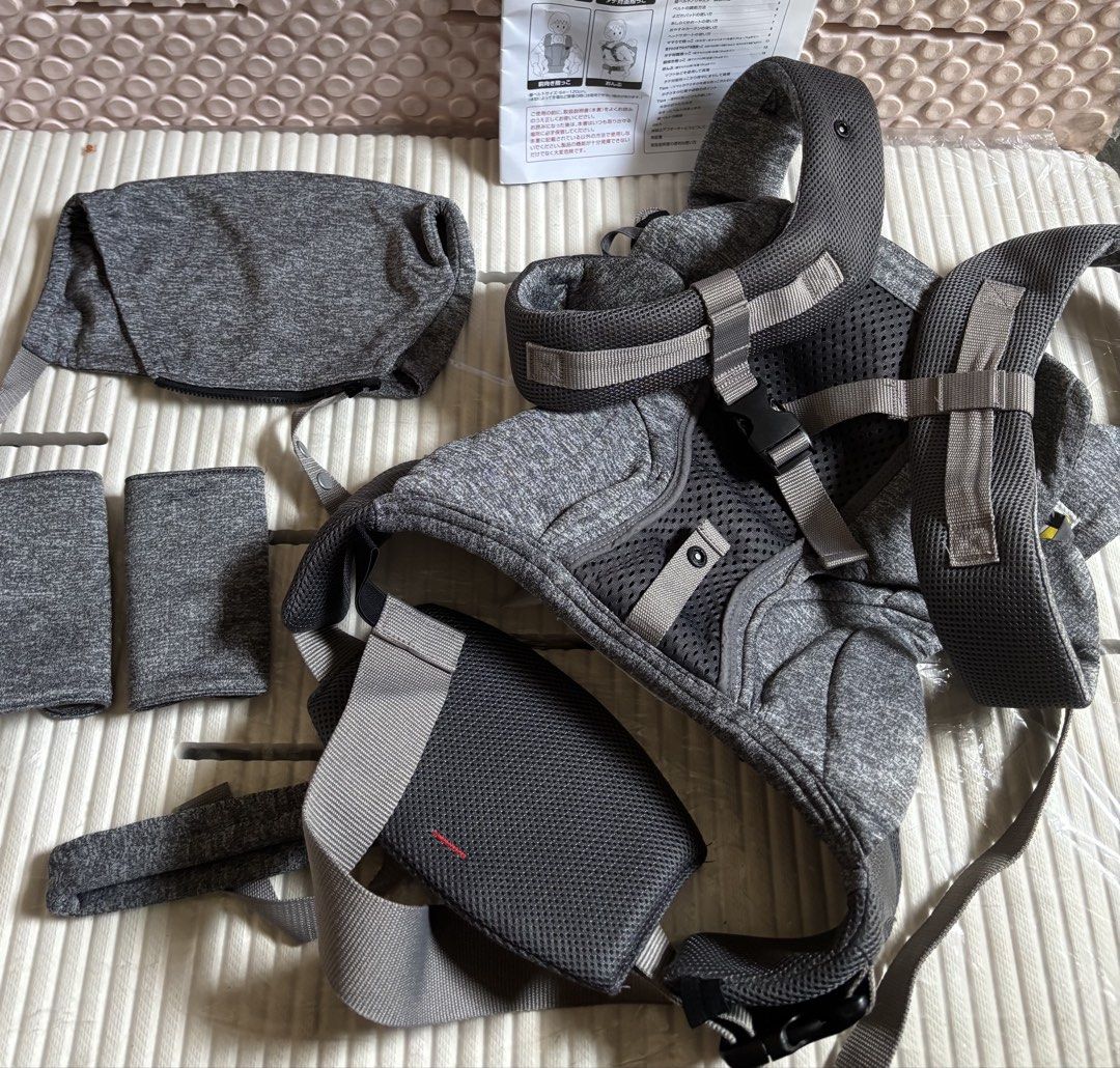 Aprica Carrier (Category: Carriers & Slings) located in Calamba. Submitted by moochiebabystuff2 (Listing ID 1466794540, Image 2). Description: JAPAN SURPLUS CALAMBA LAGUNA LOCATION PICK UP / LALAMOVE PIN ADD: MOOCHIE BABY STUFF JAPAN SURPLUS FARCONVILLE CALAMBA GOOD CONDITION 1200 pesos Thankyou ♥️.