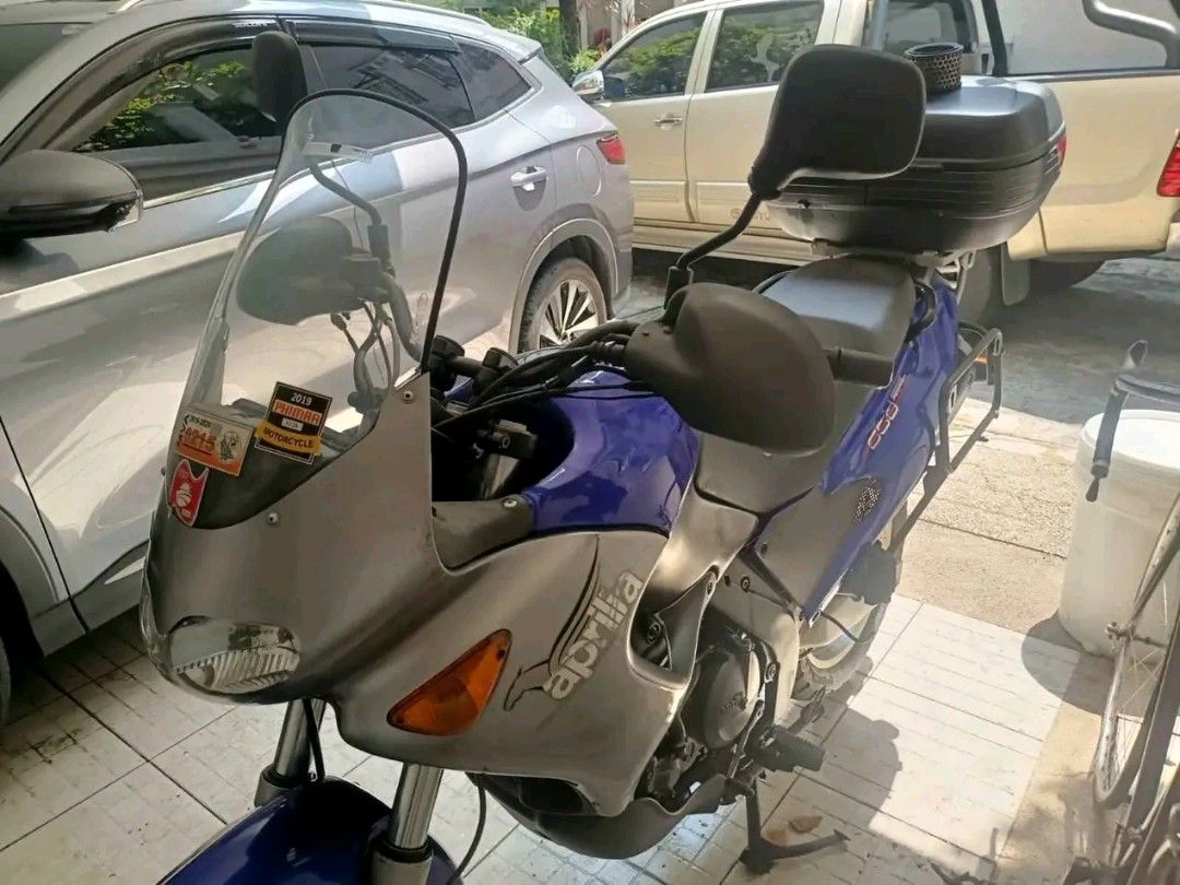 Aprillia Pegaso 650cc (Category: Motorbikes for Sale) located in Paranaque City. Submitted by vince0125 (Listing ID 1466785272, Image 2). Description: Super low odometer 2894 not temperd Bigbike Complate original papers Issue : battery Lowbat Stock in garage.